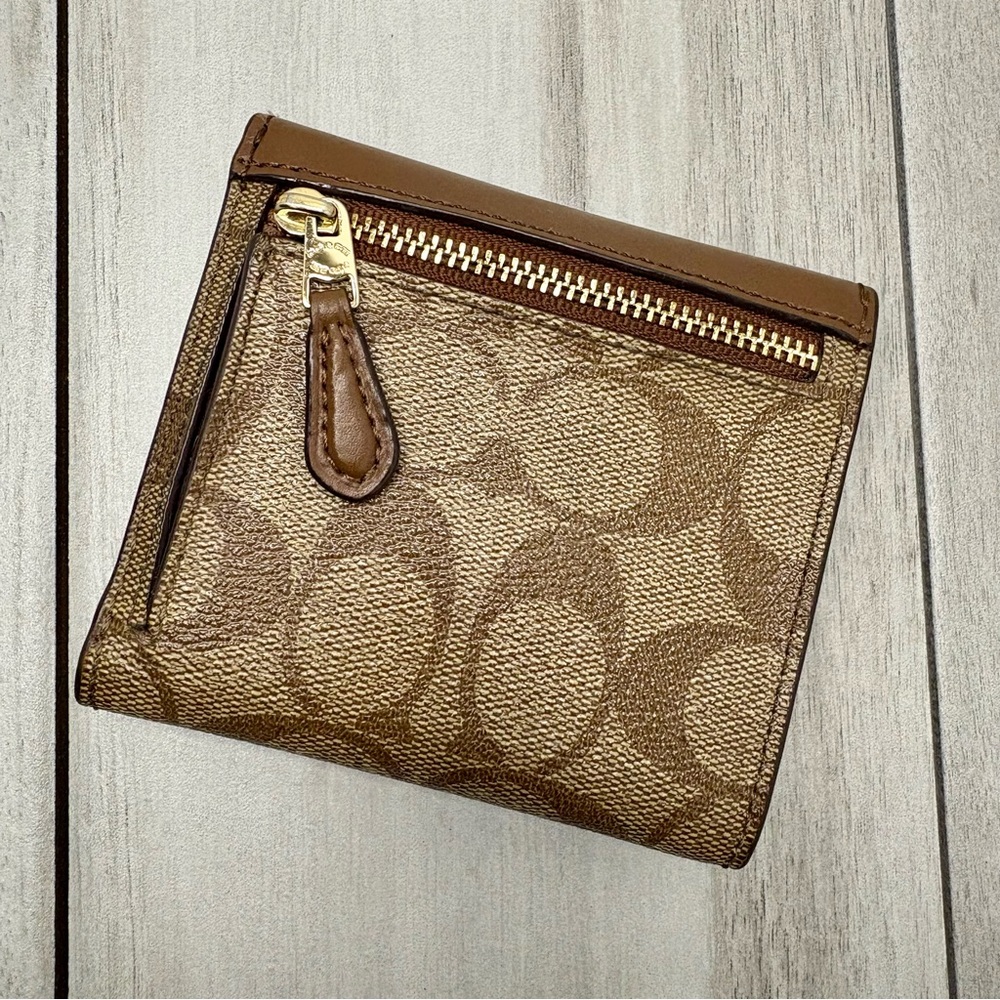 Coach Khaki Saddle Signature Small Envelope Tri-fold Wallet OS Brown Tan - Picture 3 of 7